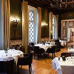 호텔 Oceania D'anjou 4*