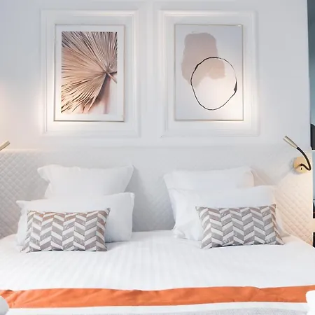 Oceania D'anjou Hotel 4*