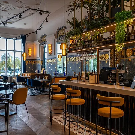 Oceania D'anjou Hotel 4*