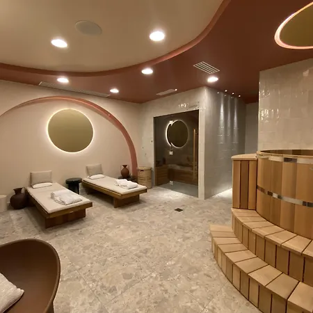 Oceania D'anjou Hotel