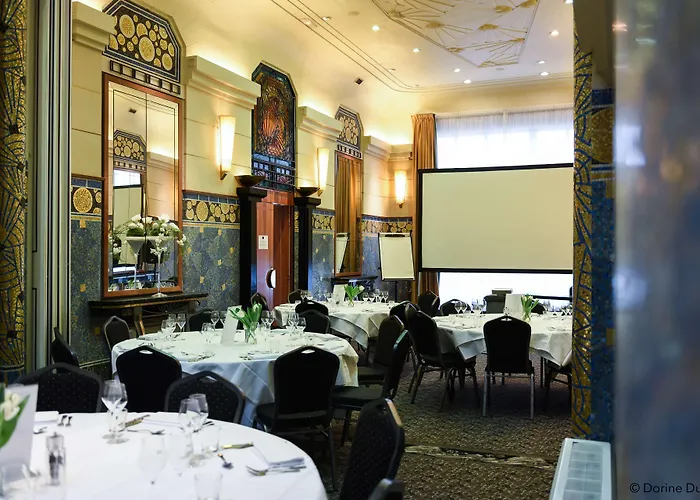 Oceania D'anjou Angers